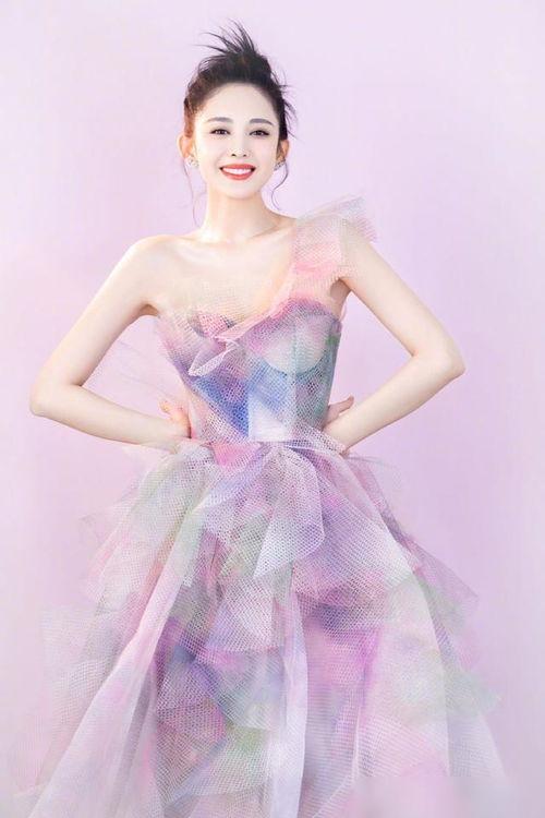 娱乐圈爆料 娜扎,揭秘明星背后的故事  第2张 娱乐圈爆料 娜扎,揭秘明星背后的故事  第2张